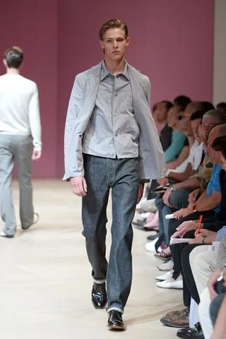 Look 18